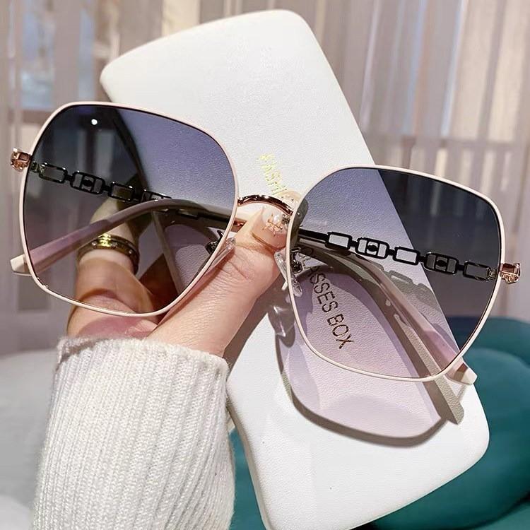Fashion Geometric Women Sun Glasses With Gradient Pink Lenses And Uv400 Protection For Outdoor Activities