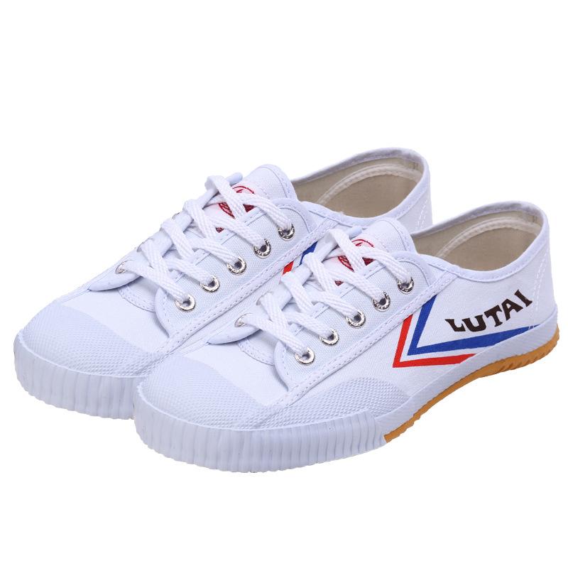 Little white shoes sports white canvas shoes soft sole wear-resistant breathable track and field shoes lace-up sneakers men's running shoes