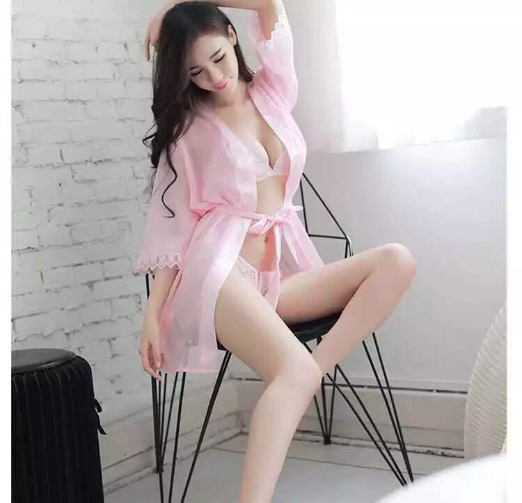 Plus Size Tulle Lace Lingerie Set: Nightgown, Bathrobe, Open Crotch Panties