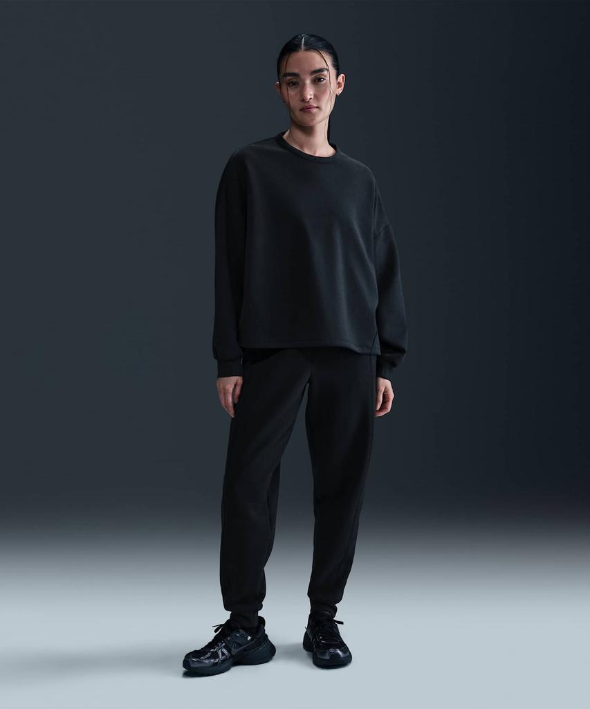 NIKE 24.7 Impossible Soft Dry Fit Oversized Crew Neck Top W - Black:Dark Smoke Grey / Hq8194-010