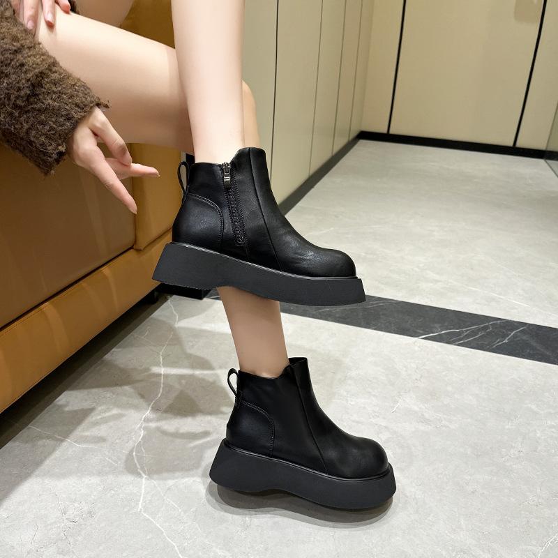 2025 new Martin boots women's British style platform short boots small retro versatile spring and autumn single boots winter