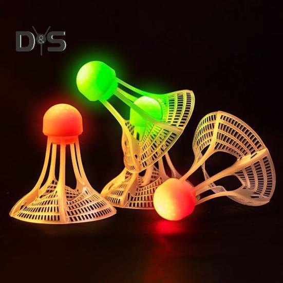 2 Pcs Badminton Shuttlecocks Baseball Practice Windproof Lighting Birdies 360-Degree Lighting Badminton Balls for Sports Activities Fitness