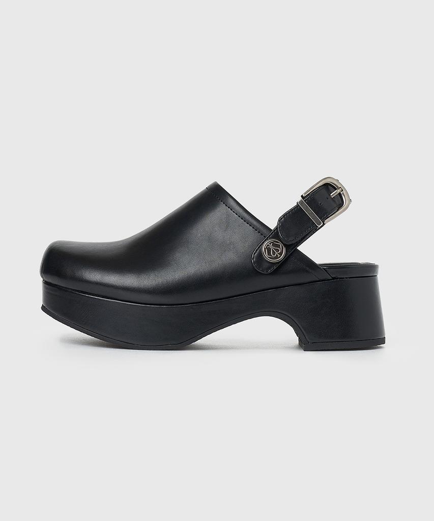 Kissa Roundy Buckle Clogs Black M601306