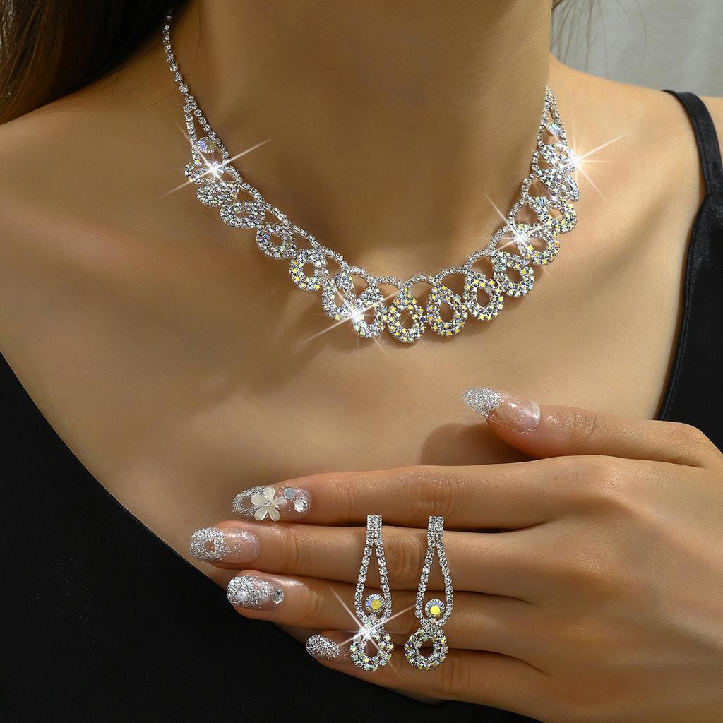 Luxury Geometric Hollow Super Flash Rhinestone Necklace Earrings Set Women'S Temperament Fashion Collarbone Chain Jewelry Women