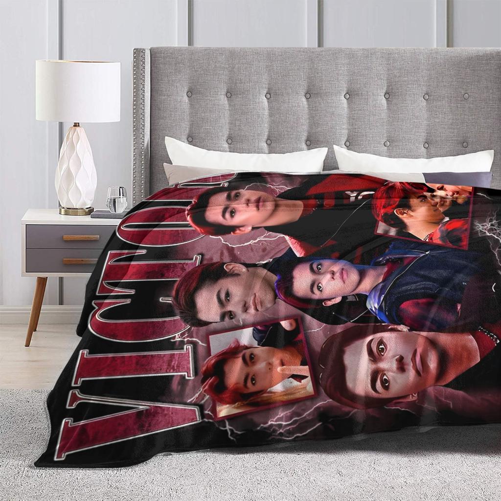 Zombies 4 Dawn of the Vampires Blanket Victor Bootleg Flannel Throw Blanket Bed Decoration Lightweight Multifunction Rug Piece