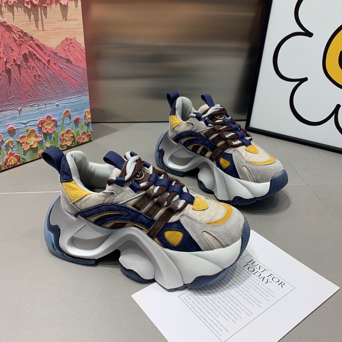 

Autumn New Women s Tight Fitting Thick Soled Sports Shoes, Korean Breathable Casual Shoes, Suitable for Daily Wear 40