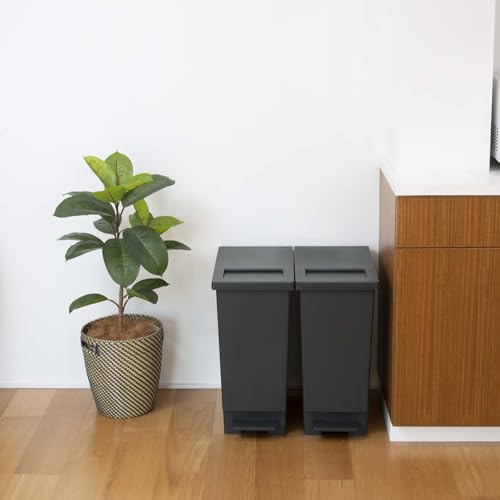 Shinki Gosei Tombo Swish Trash Can, 45 Liters, Push-Pedal Operated, Lid-Free Disposal, Charcoal Black, 26.5cm Wide x 45.5cm Deep x 55.5cm High, Made i