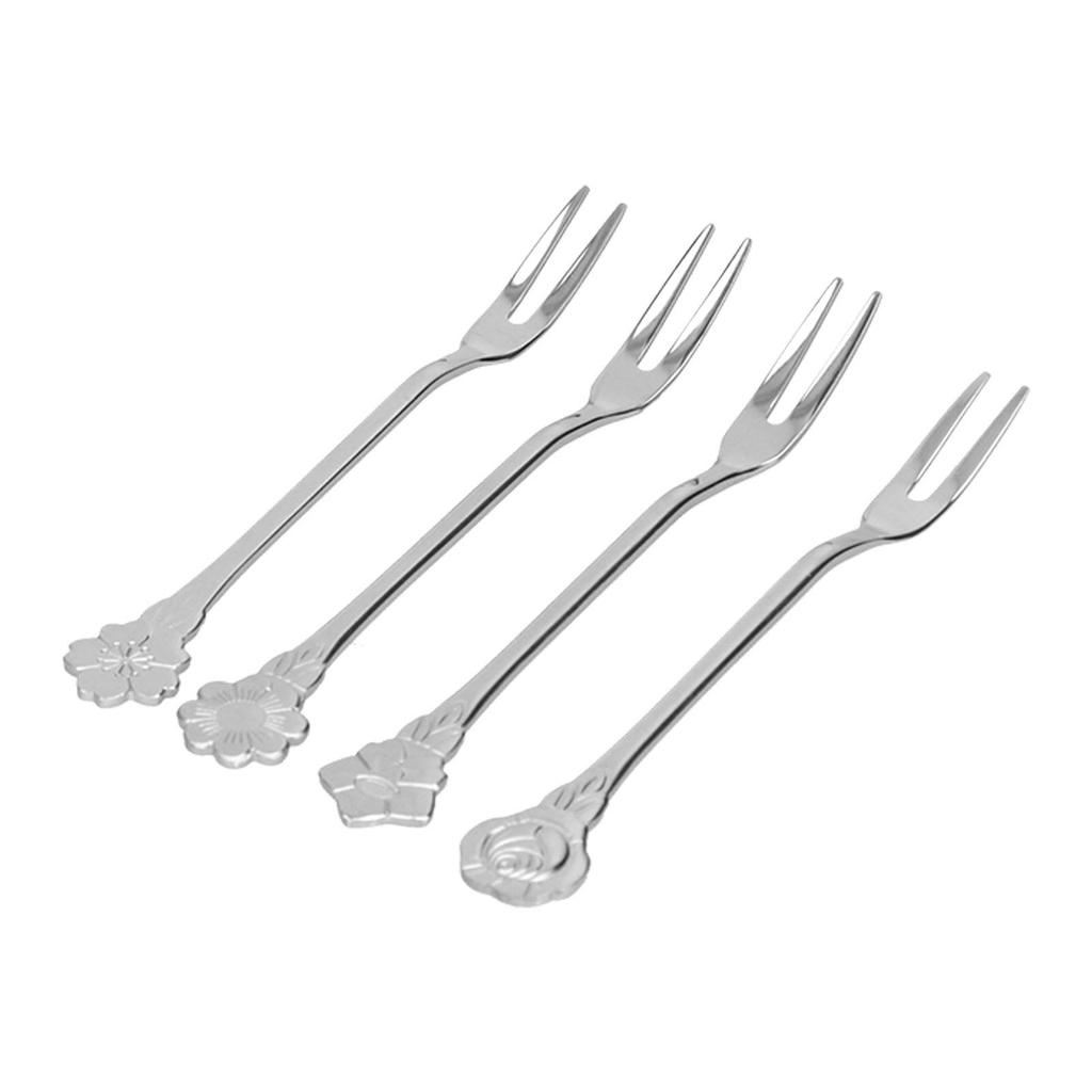 4pcs 2 Prong Fruit Fork Stainless Steel Mini Salad Fruit Dessert Tasting Forks for Home Kitchen PartySilver