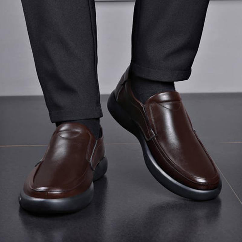 Autumn men's Leather Shoes Casual Fashionable Slip-ons Casual Comfortable Shoes Business Outdoor Sports Leisure Leather Shoes