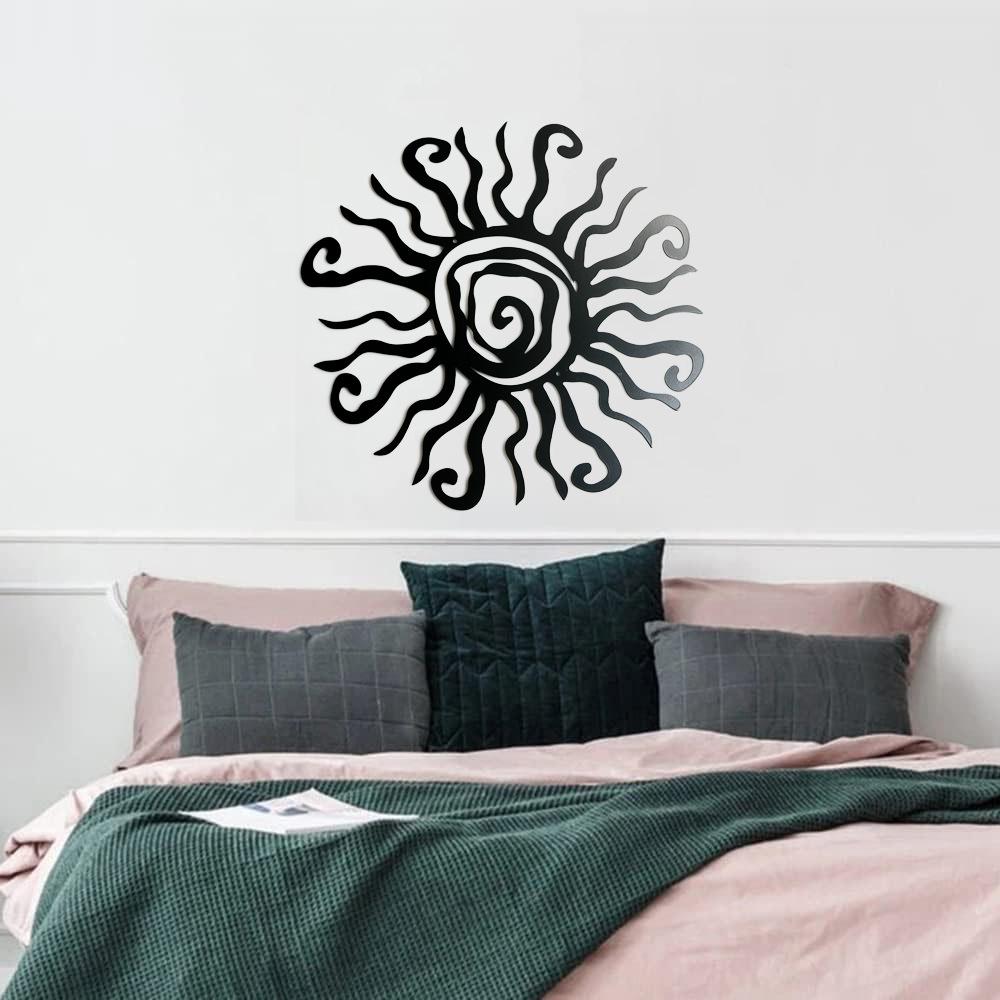 Quirky Sun Wrought Iron Ornament: Creative Home Courtyard Wall Hanging Decoration.