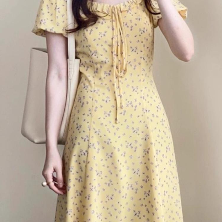 Dopamine wears French yellow floral dress women's clothing 2026 new summer beautiful long dress small man