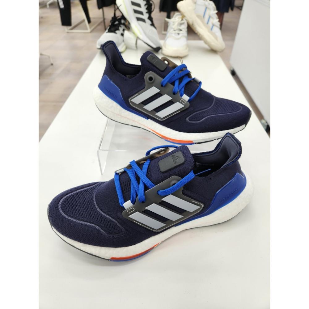 

adidas [adidas] Мужские кроссовки Ultra Boost 22 GX6642