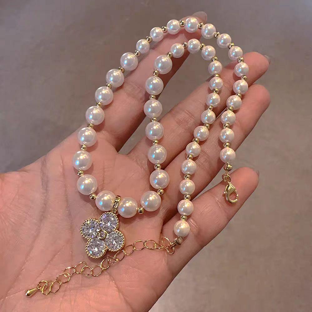 Four-Leaf Flower Pearl Necklace Women'S High Sense Versatile Temperament Zircon Pendant