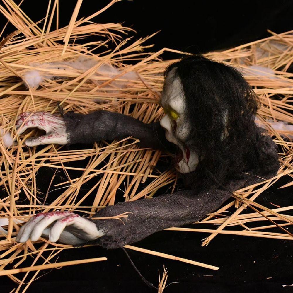 Fantasma Rampicante Elettrico di Halloween Testa Calva Occhi Luminosi Zombie Rampicante Figura Realistica Mobile Stanza degli Enigmi Fantasma Rampicante