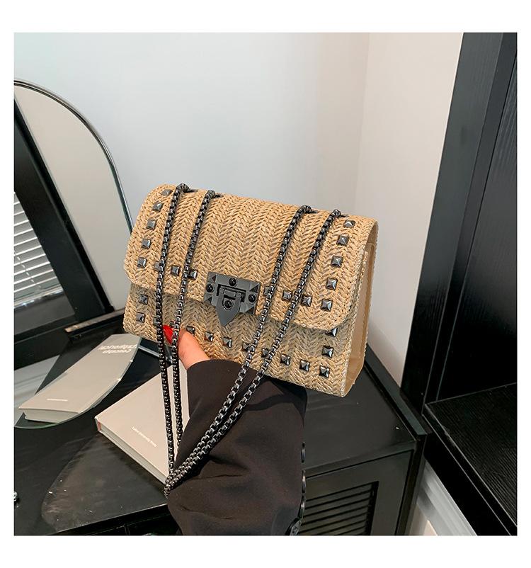 

Жіноча сумка під пахвами на ланцюжку із солом’яним модним замком 2024 р. плетена проста сумка на замку маленька квадратна жіноча сумка хакі