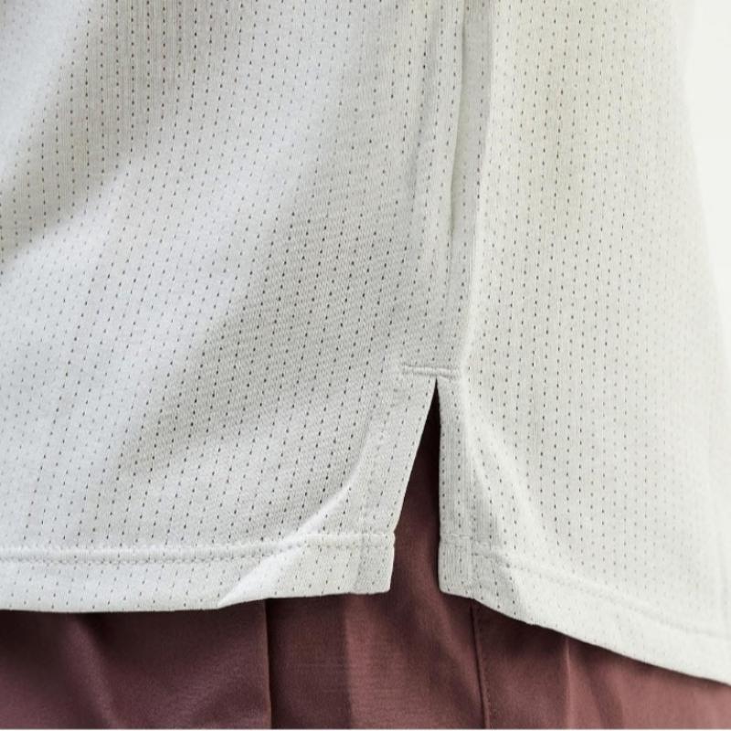 New Balance Tee Lqj Nbnee2p232 15 Women S athleticS Running Short Sleeve Tee  