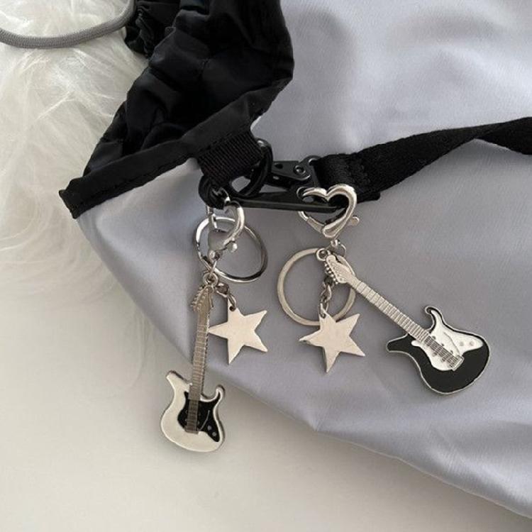 Fashion Star Guitar Keychain Decorations Simple Car Keyring Hanging Ornament