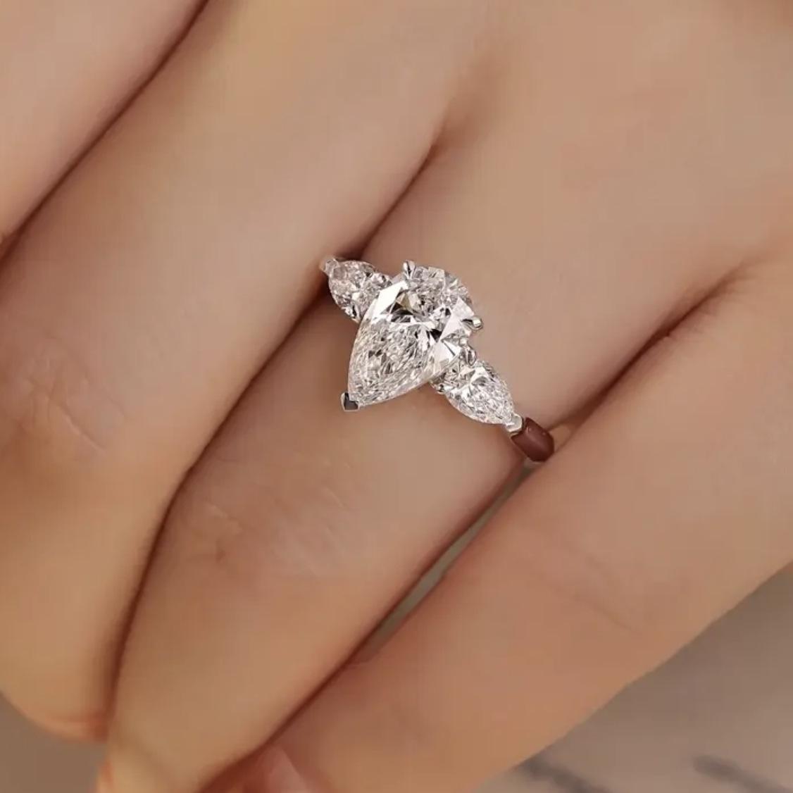 Luxurious Women s Teardrop Moissanite Carat Diamond Ring Size 9