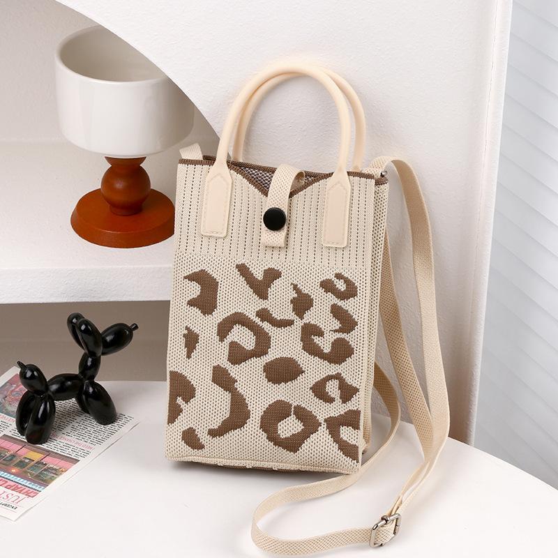 Knitted Mini Tote Bag Sweet Argyle Diamond Pattern Button Closure Soft Knit Handbag for Women Valentine's Day Gifts