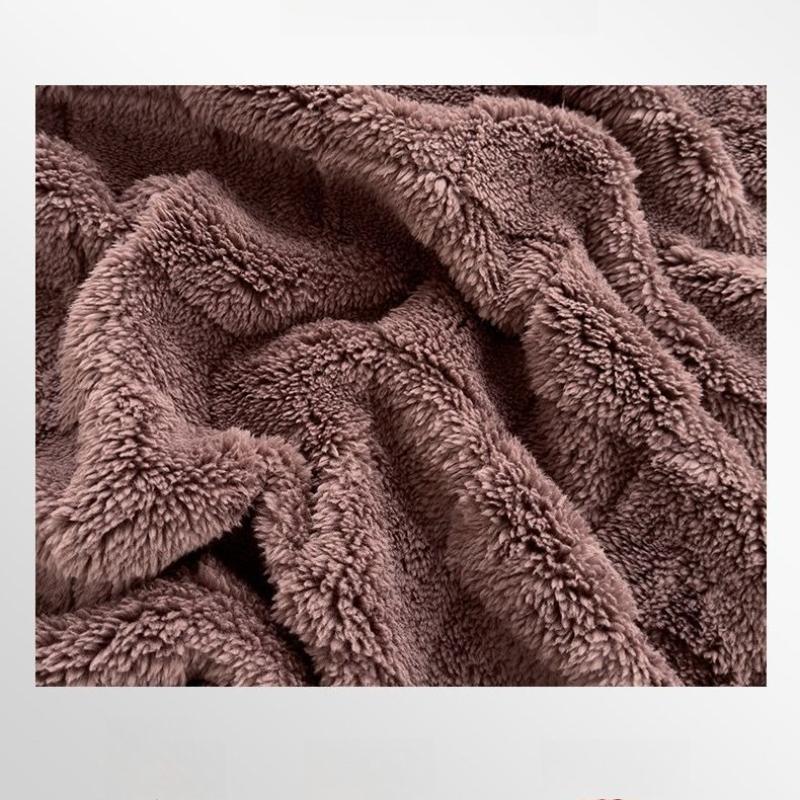 Solid Color Grid Flannel Blanket Office Nap Blankets Coral Fleece Air Conditioner Thin Blankets Winter Knitted Bed Sheets or Sofa Cover Four-season