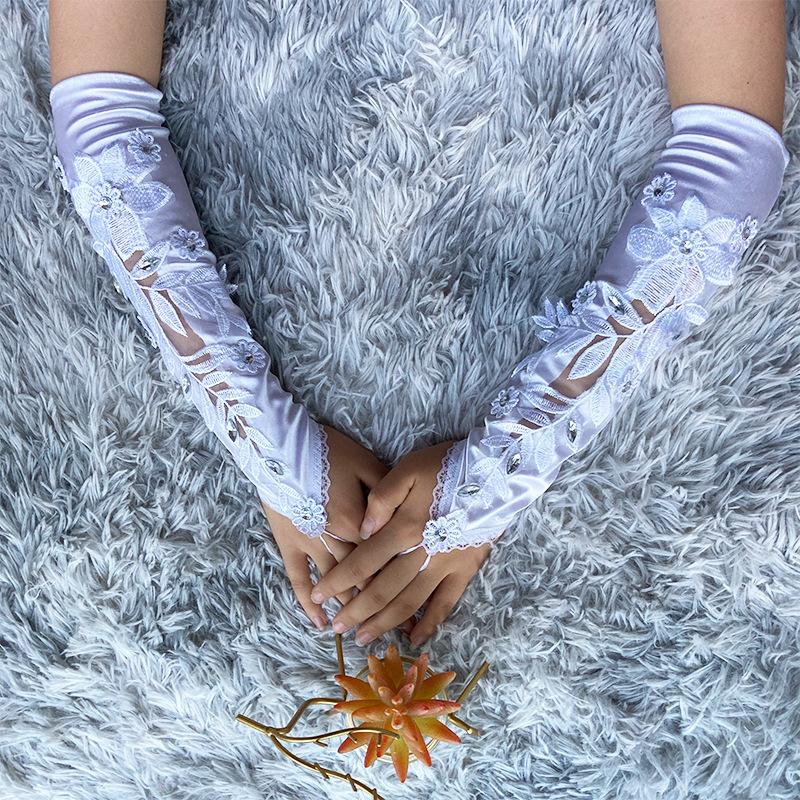 

Атласные перчатки с цветами, Свадебные перчатки, Церемониальные перчатки, Эластичные атласные перчатки one size fits all белый