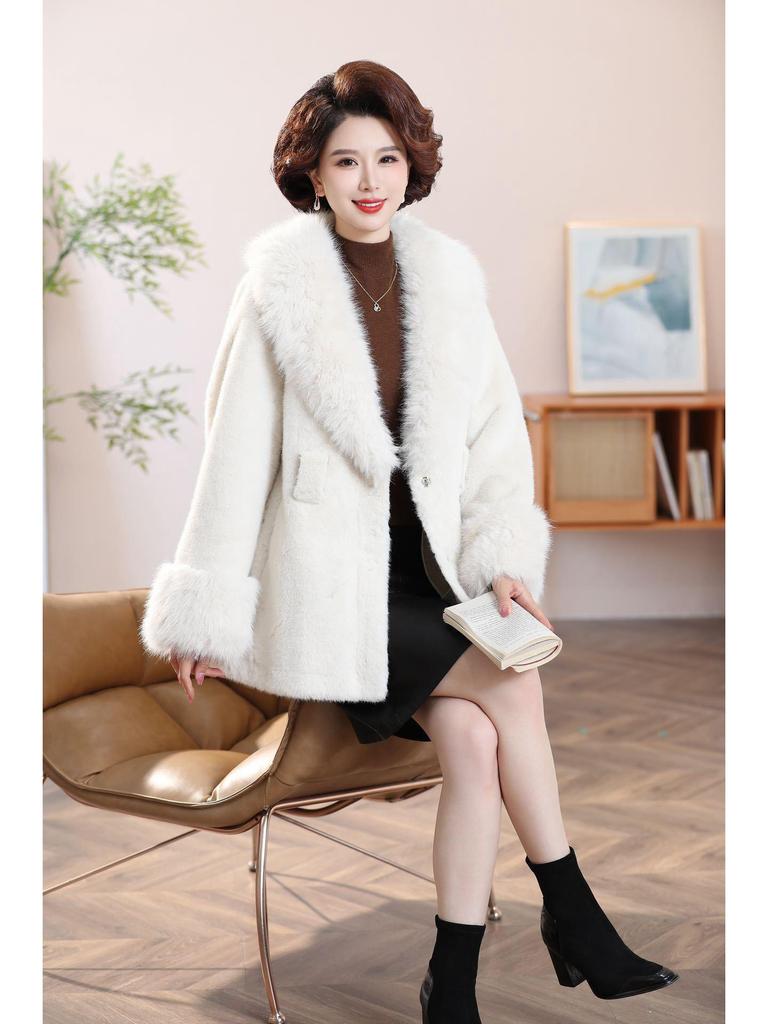2024 Women's Real Mink and Fox Fur Winter Coat: Simple and Fashionable High-End Design