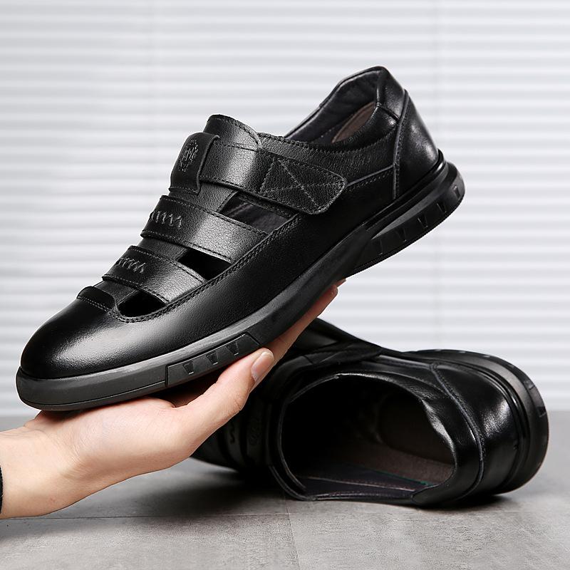 Summer new men's sandals hollow breathable beach shoes leather shoes casual leather hole shoes