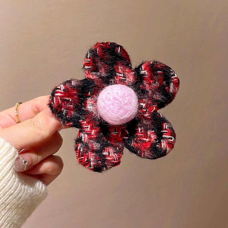 Flower Hair Clip Hair Accessories Woolen Hair Clip Ponytail Cartoon Hair Clip Sweet Felt Gripper Updo