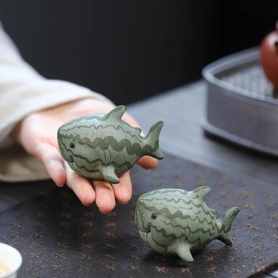 כריש חול סגול חיית מחמד ידנית משחק תה דמות צעצועים דמות תה אבטיח סט טקס קישוט