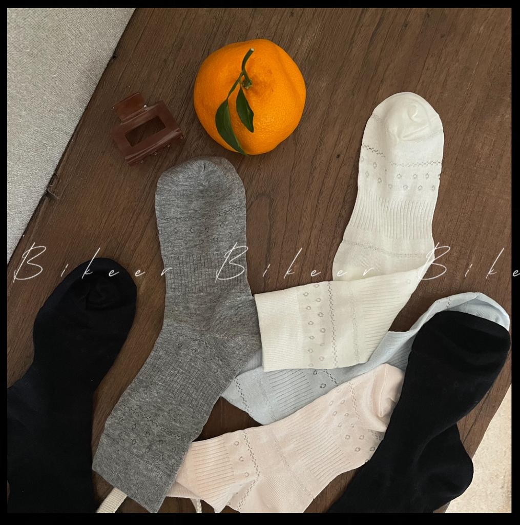 Korean Summer Thin Socks Vertical Strip Love Mesh Carved Air Tube Socks Breathable And Simple Solid Color Stacked Socks