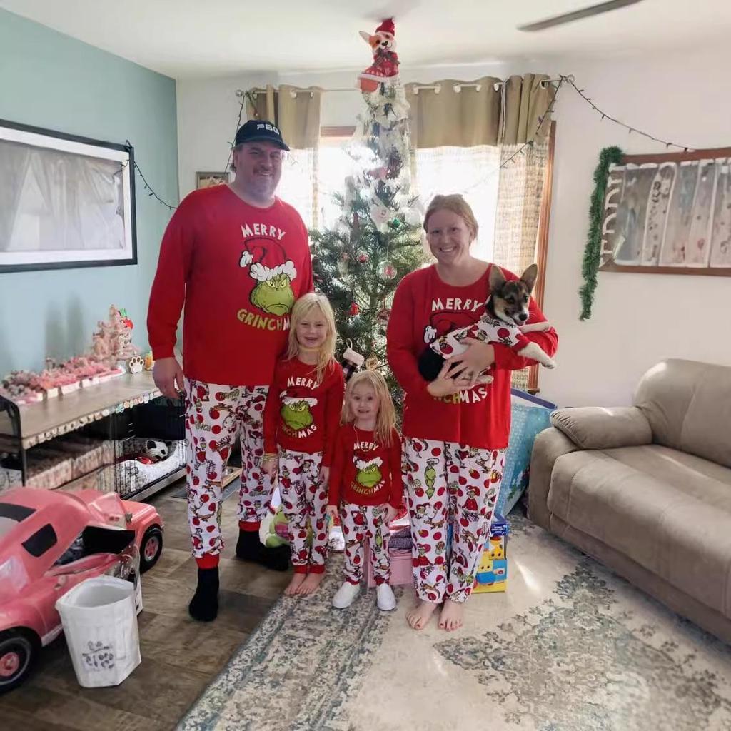 Family Christmas Festival Pajama Set - Long-Sleeved, Round Neck Holiday Design