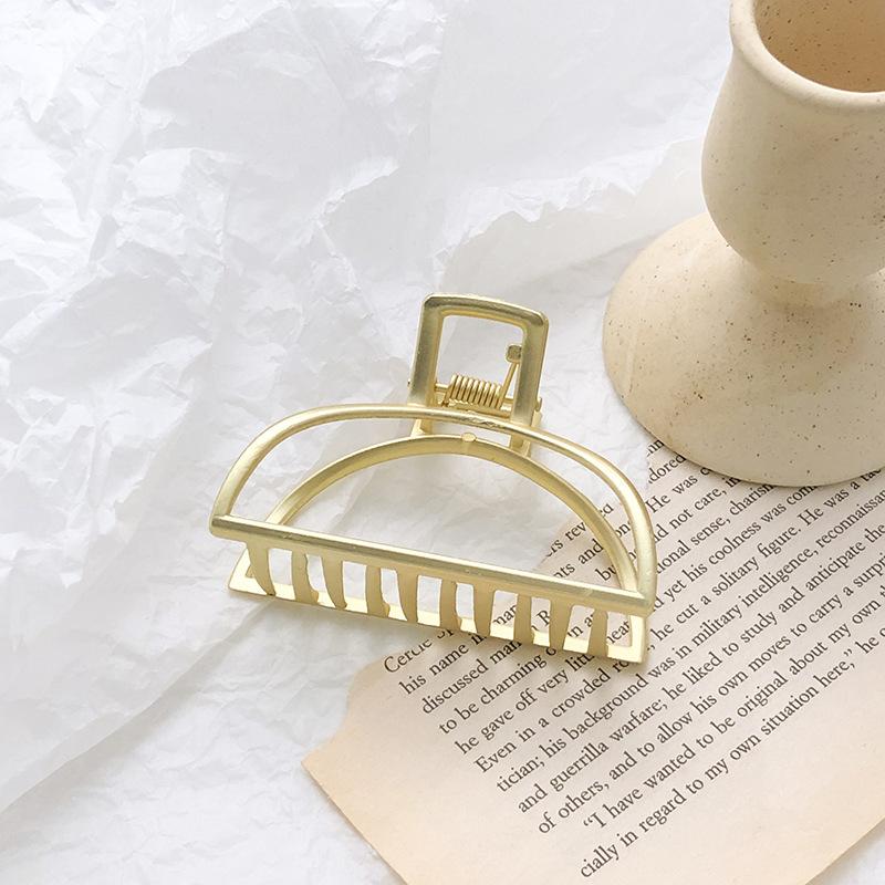 New Women Elegant Gold Silver Hair Clip Hollow Geometric Metal Hair Claw Headband Crab Hair Clips Fashion Hair Accessories