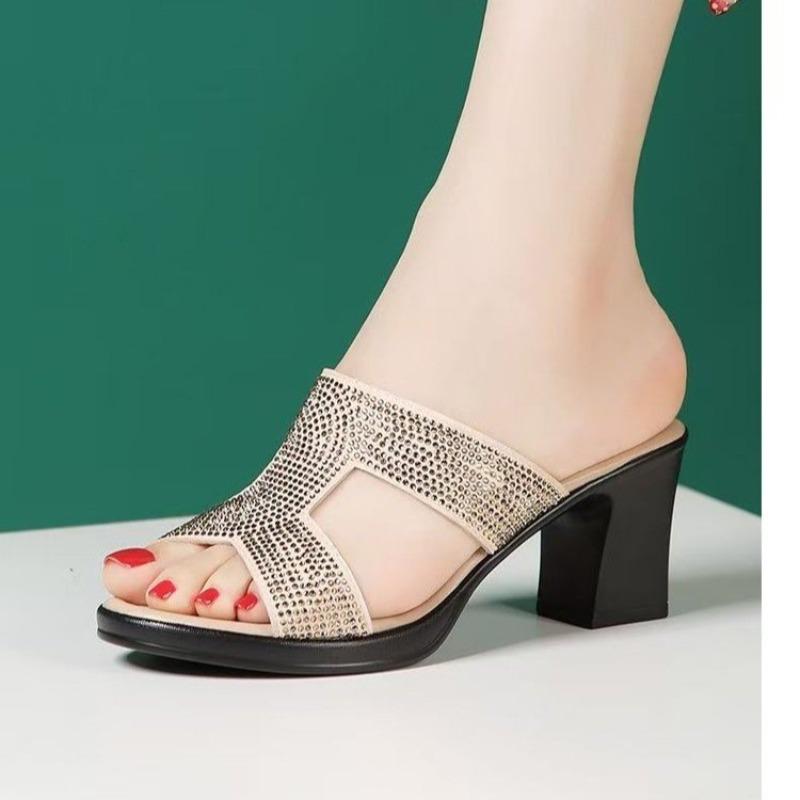 Elegant rhinestone thick-bottomed casual beach cool slippers women's summer new flash diamond lightweight outer slippers