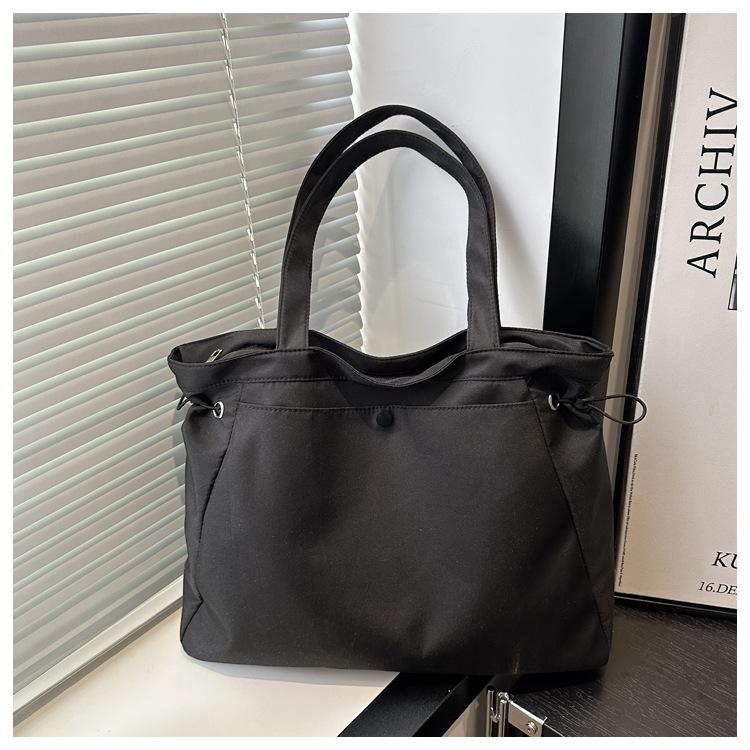 The New Pleated Strap Is Popular This Year, Large-capacity Summer Pendant, Solid Color Shoulder Tote Shoulder Bag.