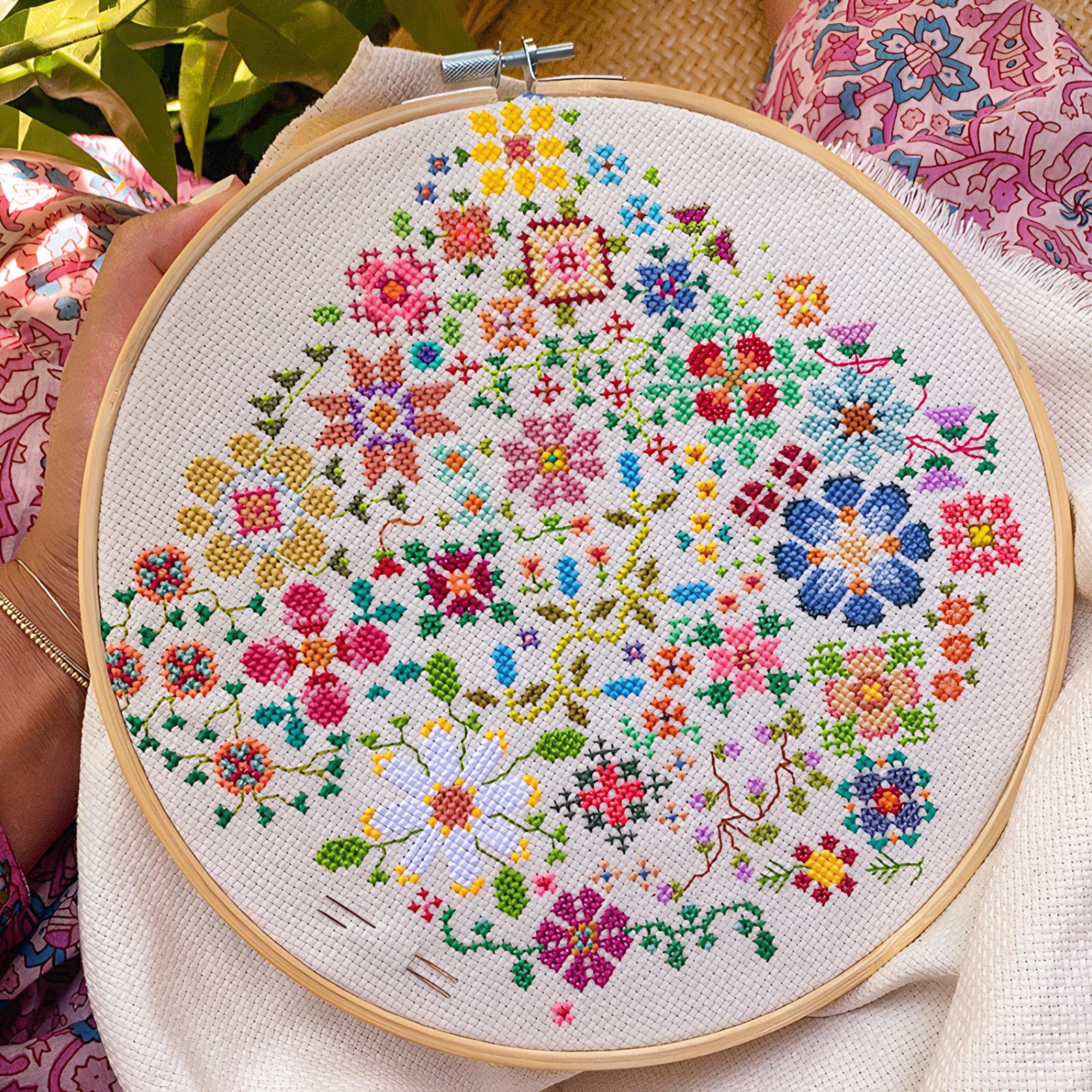 A Flower A Day Embroidery Stitches Practice Kit with Stamped Embroidery Patterns DIY Floral Embroidery Kit for Adults Beginners