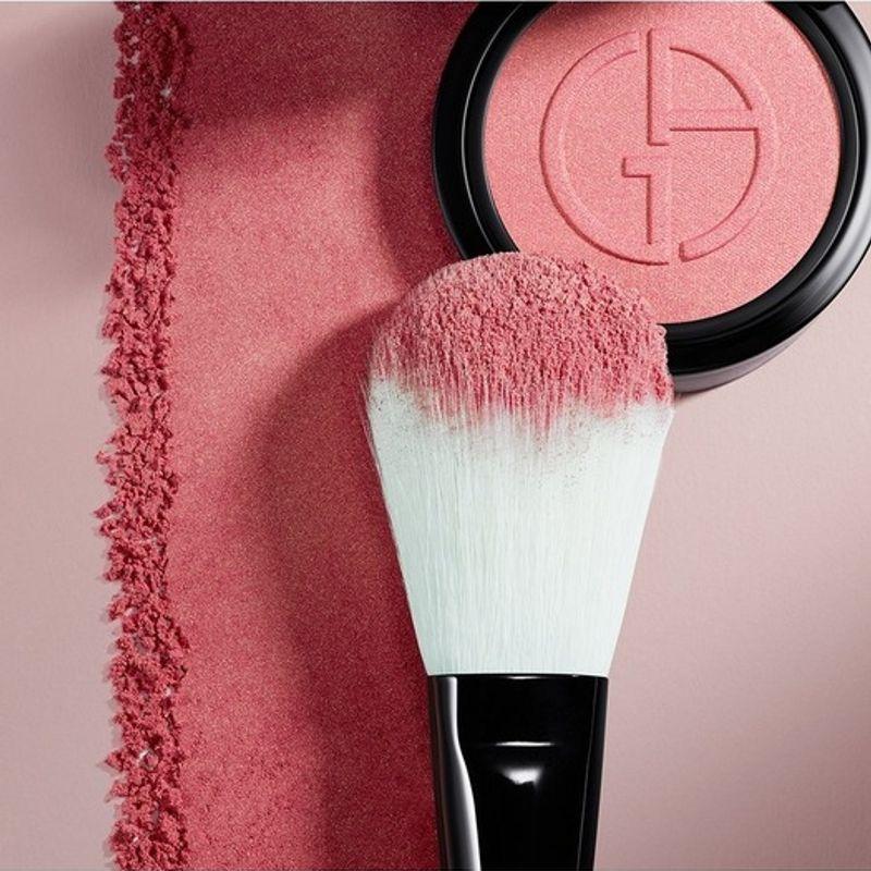 Leuchtender Seiden-Glow-Blush