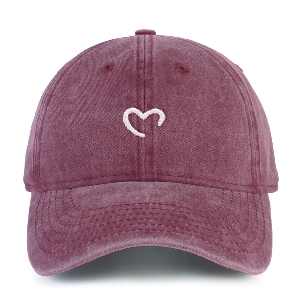 One Women Baseball Cap Love Heart Embroidery Vintage Washed Baseball Cap for Outdoor Activity Urban Wear Dad Hat