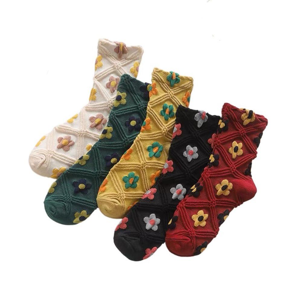5Pairs Embroidery Women Cotton Socks Breathable Autumn Flower Socks Mid Tube Socks Girls  for Girls