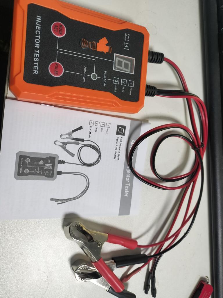 Rengjøringsverktøy for drivstoffinjektortester opptil 8 pulsmoduser Injektortester Kortslutningsbeskyttelse 12V