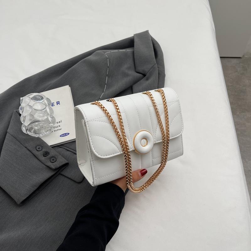 Solid Color Autumn 2025 New Retro Simple Casual Chain Texture Crossbody Shoulder Small Square Women's Bag