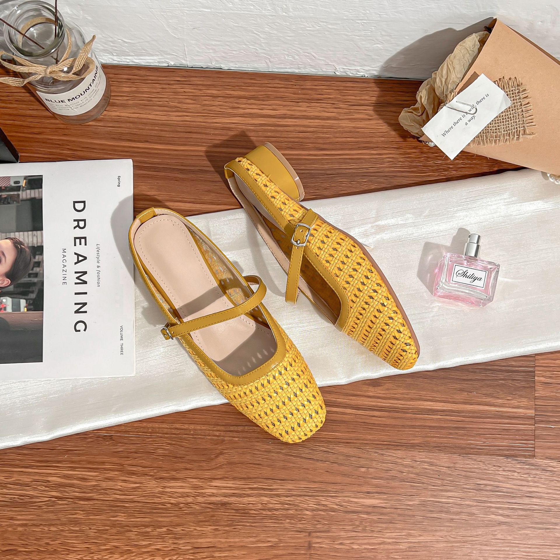 

Grape mother summer new empty woven single shoes women 2025 French light luxury single shoes women wear high-end women s shoes 34