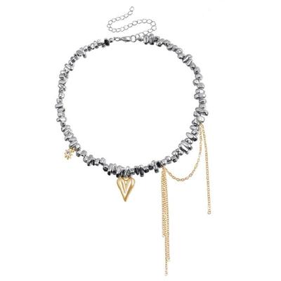 Onregelmatig Kralen Hart Kwastjes Ketting Delicaat Hart Kwastjes Ketting Met Nadruk Op Onregelmatige Kralen Voor Een Trendy Uitstraling