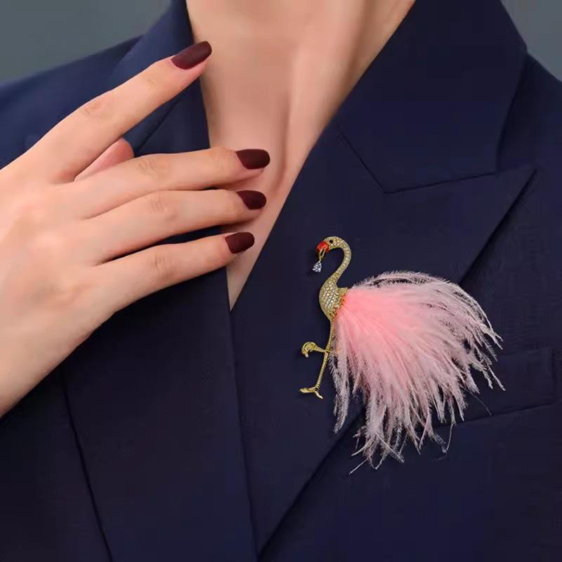 Exquisite Flamingo Feather Brooch: Elegant Women's Corsage Pin for Suits and Coats