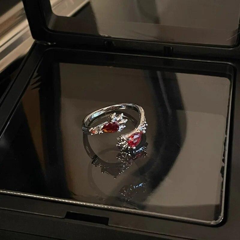 

Винтажные открытые кольца с красной эмалью и крестом для женщин и мужчин, кольца в стиле панк, хип-хоп, нерегулярные с текстурой лавы, Y2K, эстетические украшения as the picture-