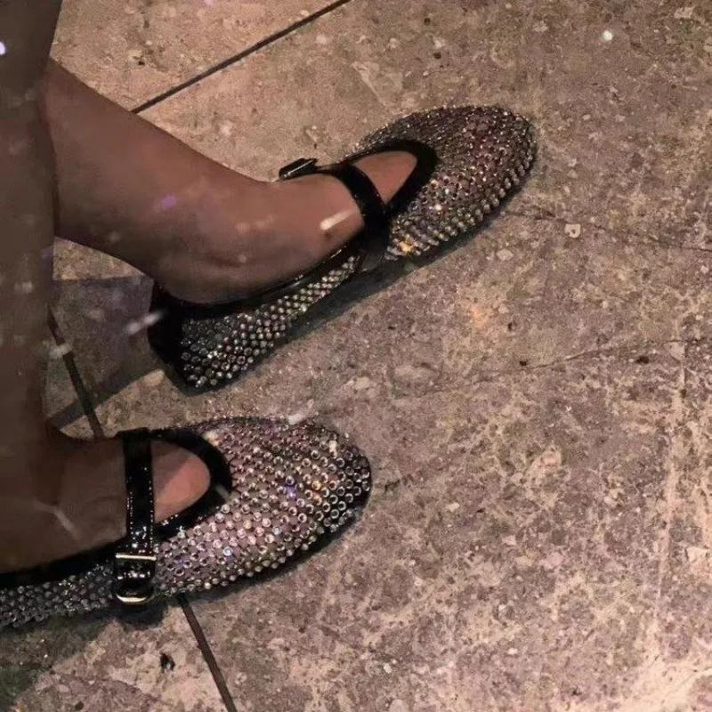 Fashion 2025 New Women Sandals Designer Mesh Mary Jane Shoes Ladies Luxury Crystal Rhinestone Fishnet Flat Shoes Women Plus Size Loafers
