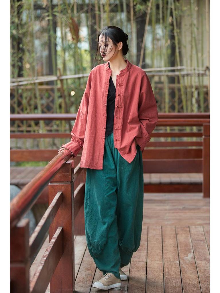 Wiosna/Lato 2025 Damski Bawełniany Lniany Ramie Zen Garnitur do Herbaty Kardigan: Postarzany piaskowy odcień do fotografii podróżniczej.