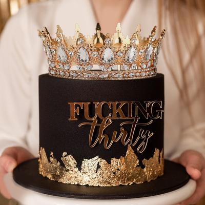 Slávnostné potreby – Príslušenstvá pre oslavy a večierky