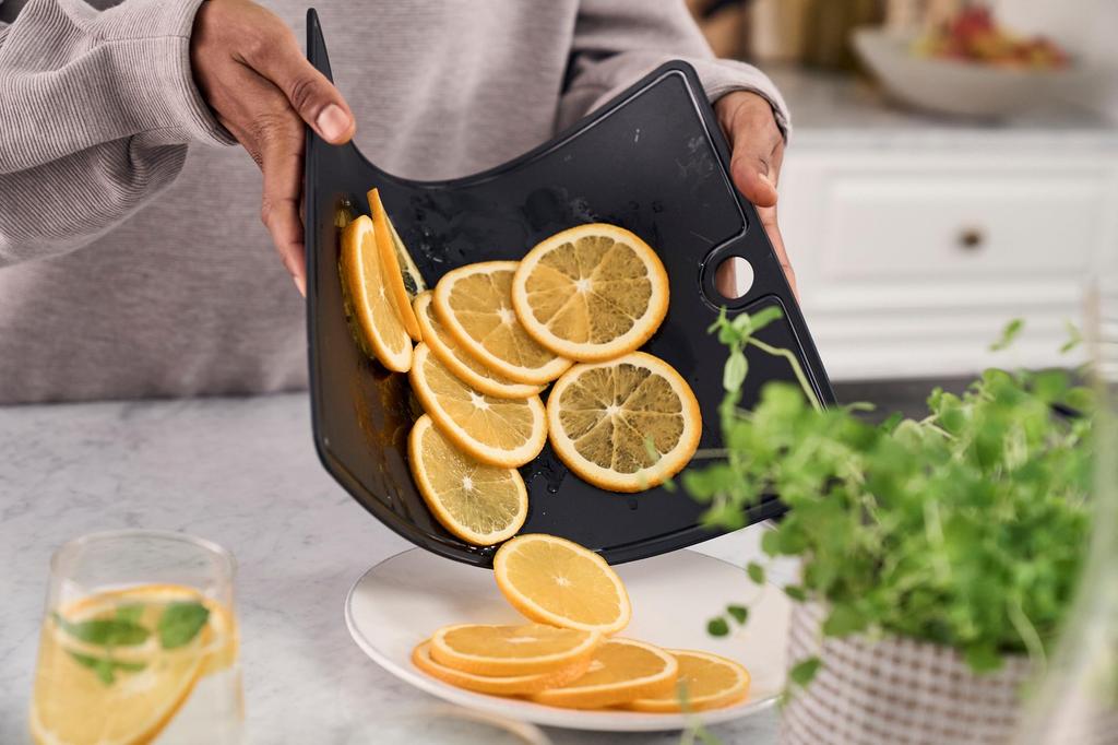 ZWILLING TPU Cutting Board Set Dishwasher Antibacterial Japanese S/M 2-Piece - Black, Scratch-Resistant, Safe, [Official Retailer] Z1033-050