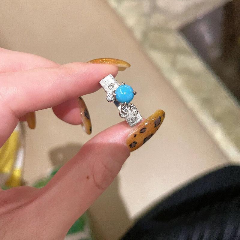 Vintage Chinese Brushed Four-Claw Turquoise Ring, Hand-Brushed Satin Design, National Style, Small And Exquisite Ring.