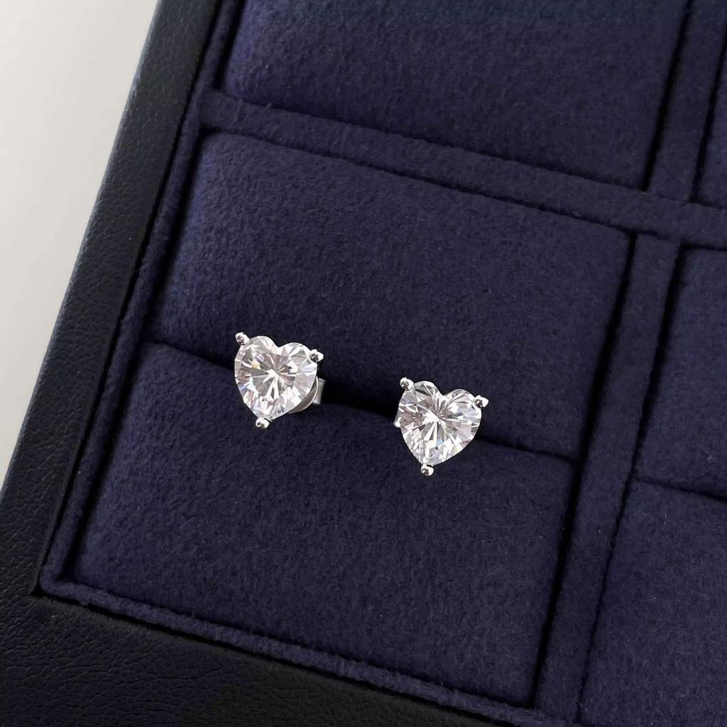 S925 Sterling Silver Moissanite Heart-Shaped Stud Earrings - Korean Style, High-End Jewelry